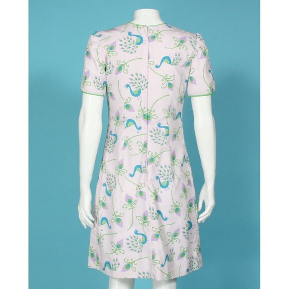 Vtg 60s THE VESTED GENTRESS Blue Green Peacock Print on Lavender Dress Sz 6 /703 - Picture 6 of 7